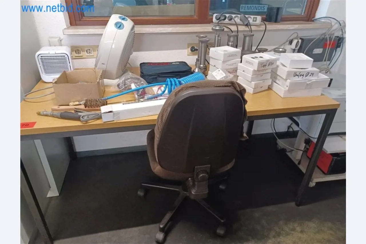 Máquinas para trabajar los metales: incluidos los centros de mecanizado con accesorios-1