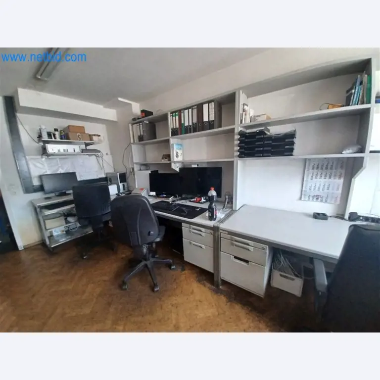 Máquinas para trabalhar metais: incluindo centros de maquinagem com acessórios-2