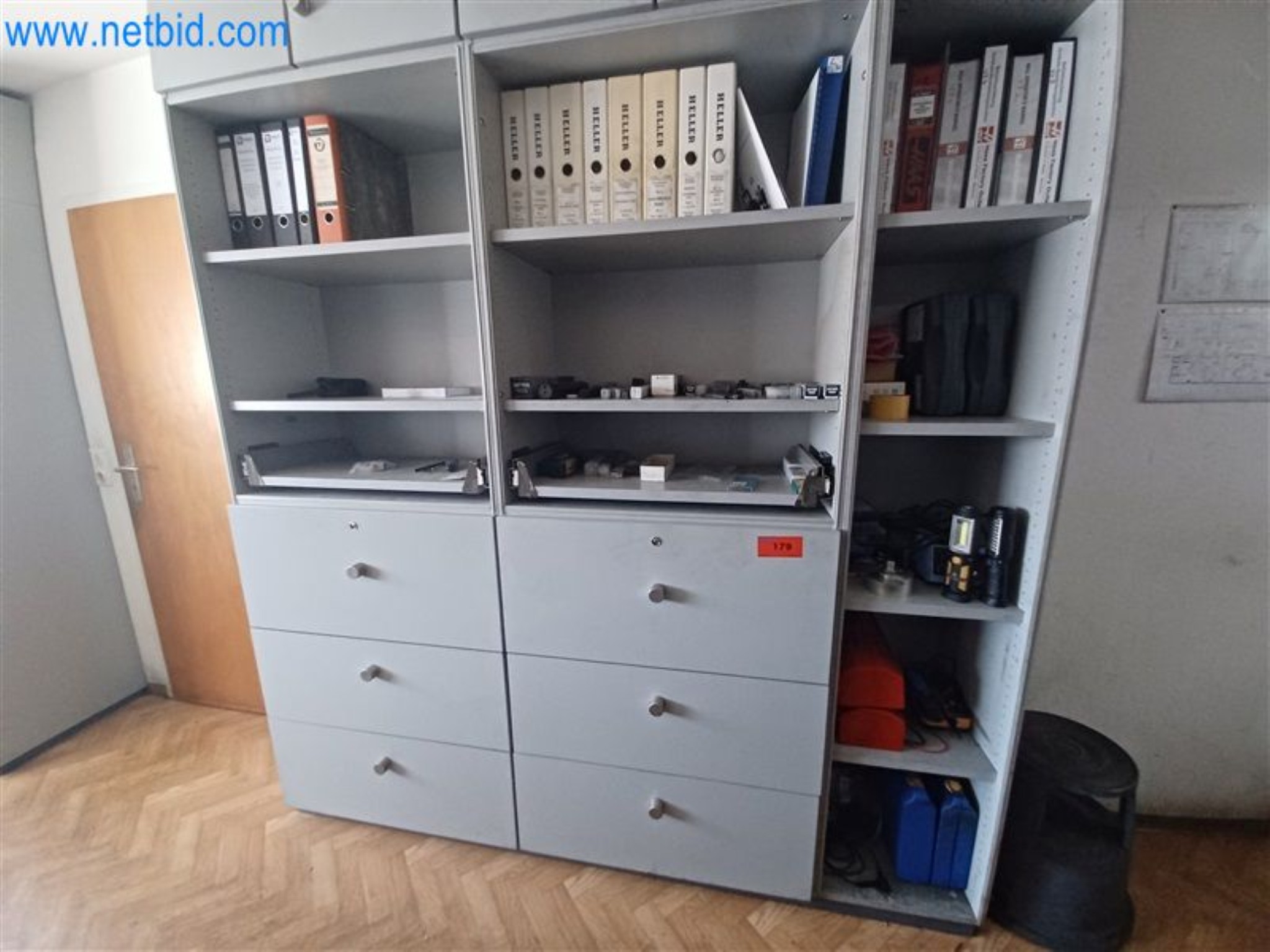 Metalworking machines: including machining centers with accessories-3