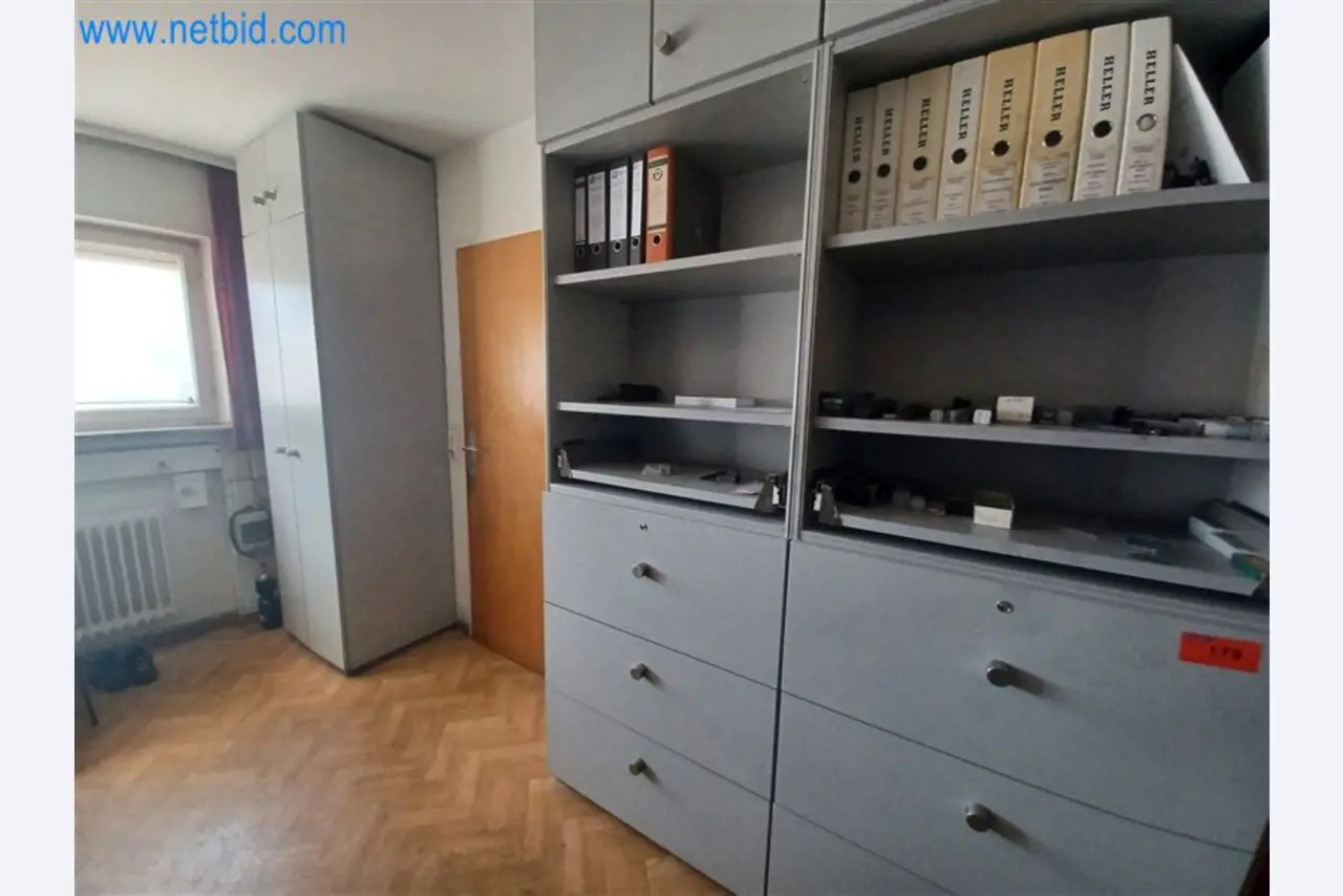 Máquinas para trabalhar metais: incluindo centros de maquinagem com acessórios-4