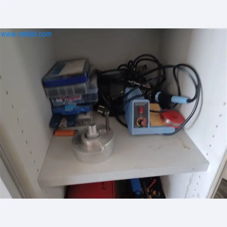 Máquinas para trabalhar metais: incluindo centros de maquinagem com acessórios-5