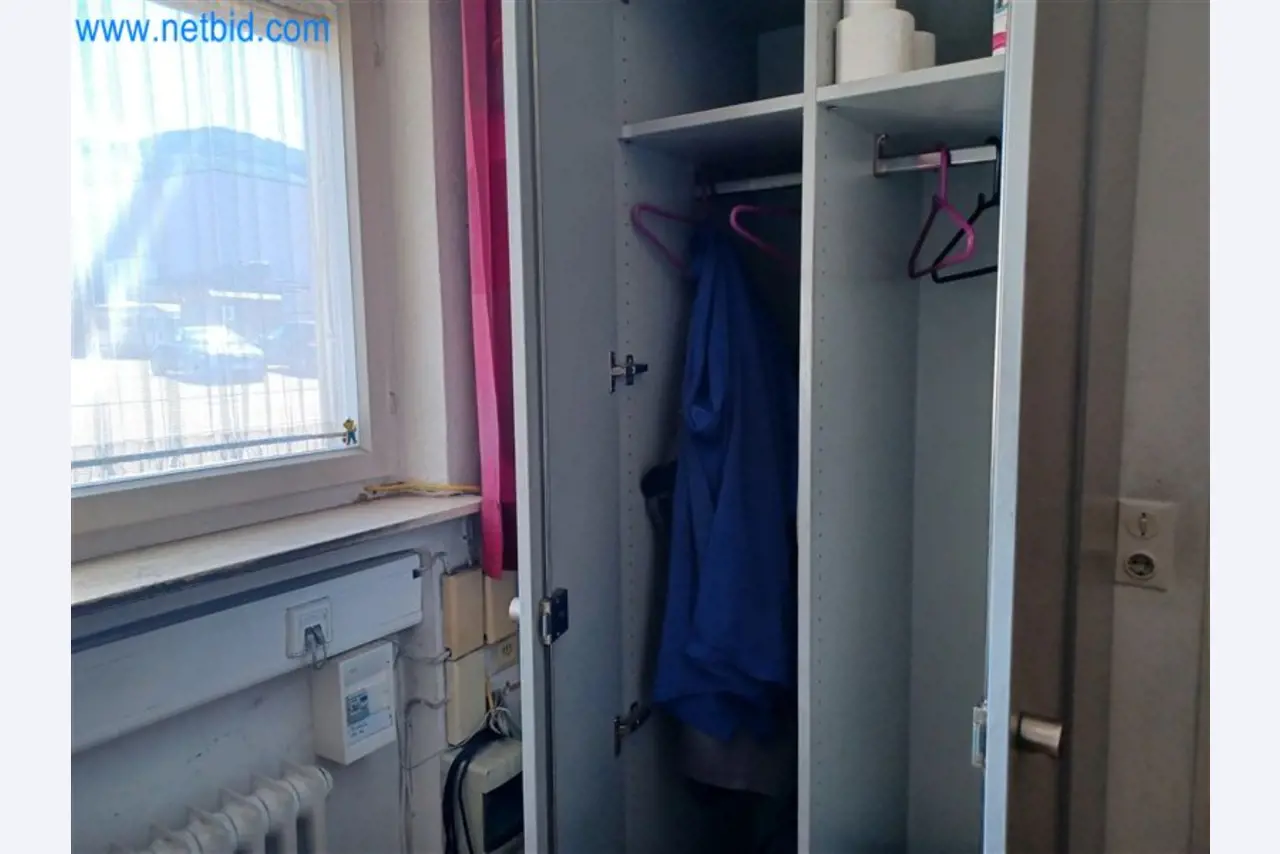 Máquinas para trabalhar metais: incluindo centros de maquinagem com acessórios-8