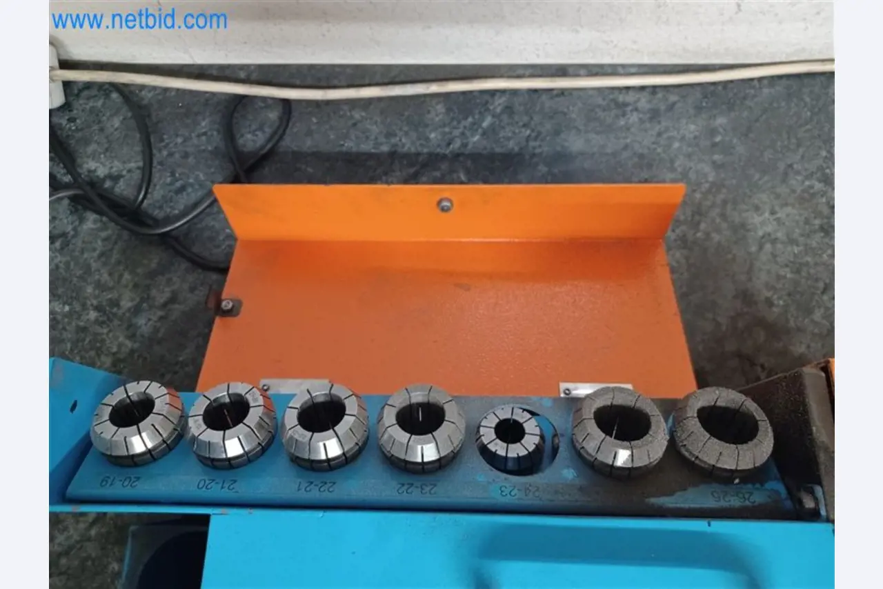 Metallverarbeitende Maschinen: u.a. Bearbeitungszentren mit Zubehör -3