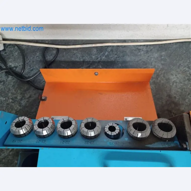 Metallverarbeitende Maschinen: u.a. Bearbeitungszentren mit Zubehör -3