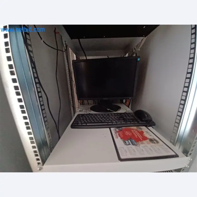 Kovoobráběcí stroje: včetně obráběcích center s příslušenstvím-5