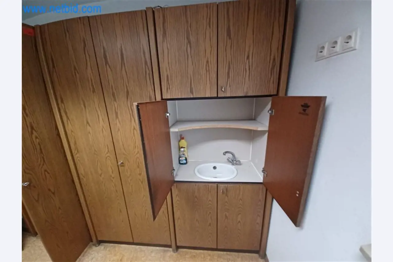 Kovoobráběcí stroje: včetně obráběcích center s příslušenstvím-5