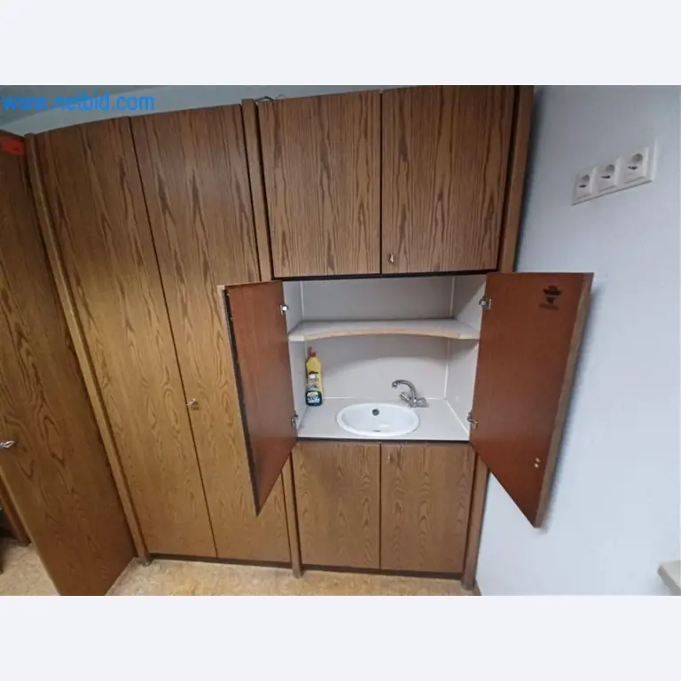 Kovoobráběcí stroje: včetně obráběcích center s příslušenstvím-5