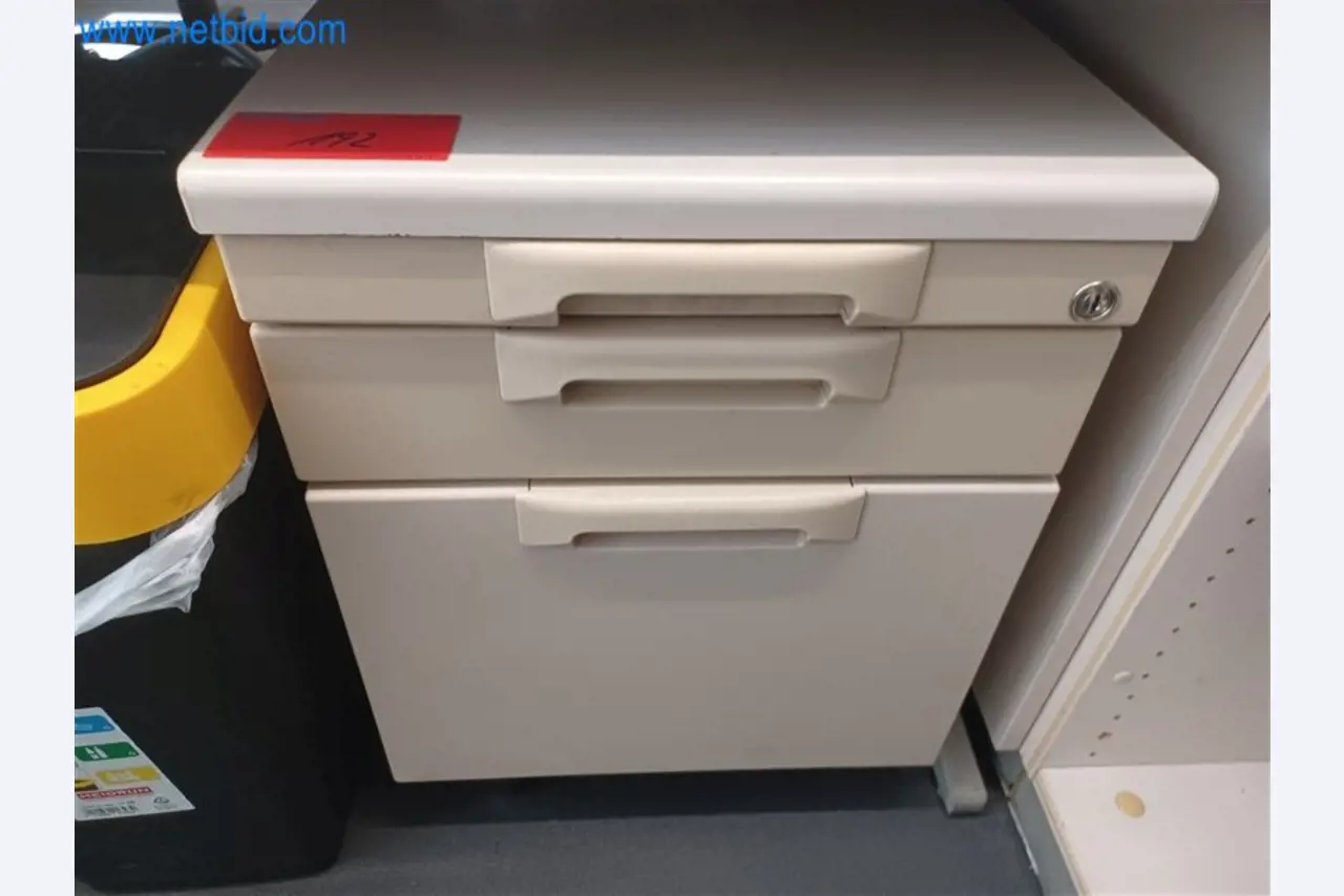 Kovoobráběcí stroje: včetně obráběcích center s příslušenstvím-10