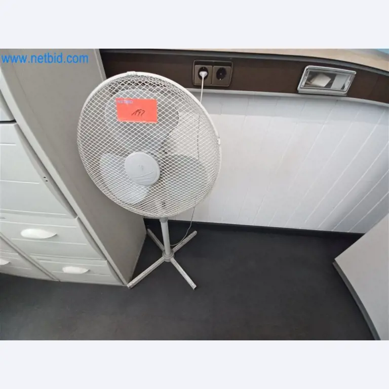 Kovoobráběcí stroje: včetně obráběcích center s příslušenstvím-3