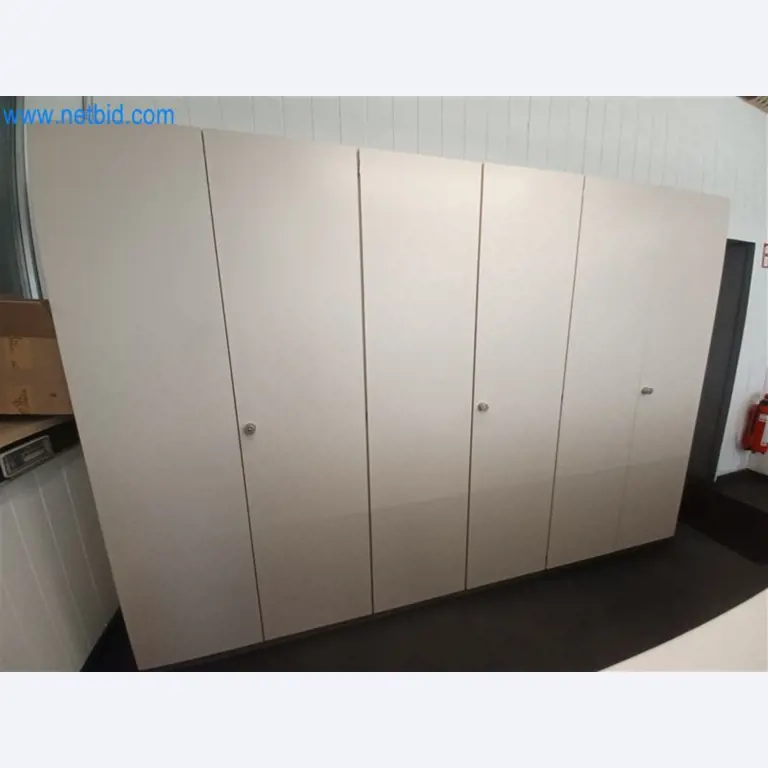 Kovoobráběcí stroje: včetně obráběcích center s příslušenstvím-7