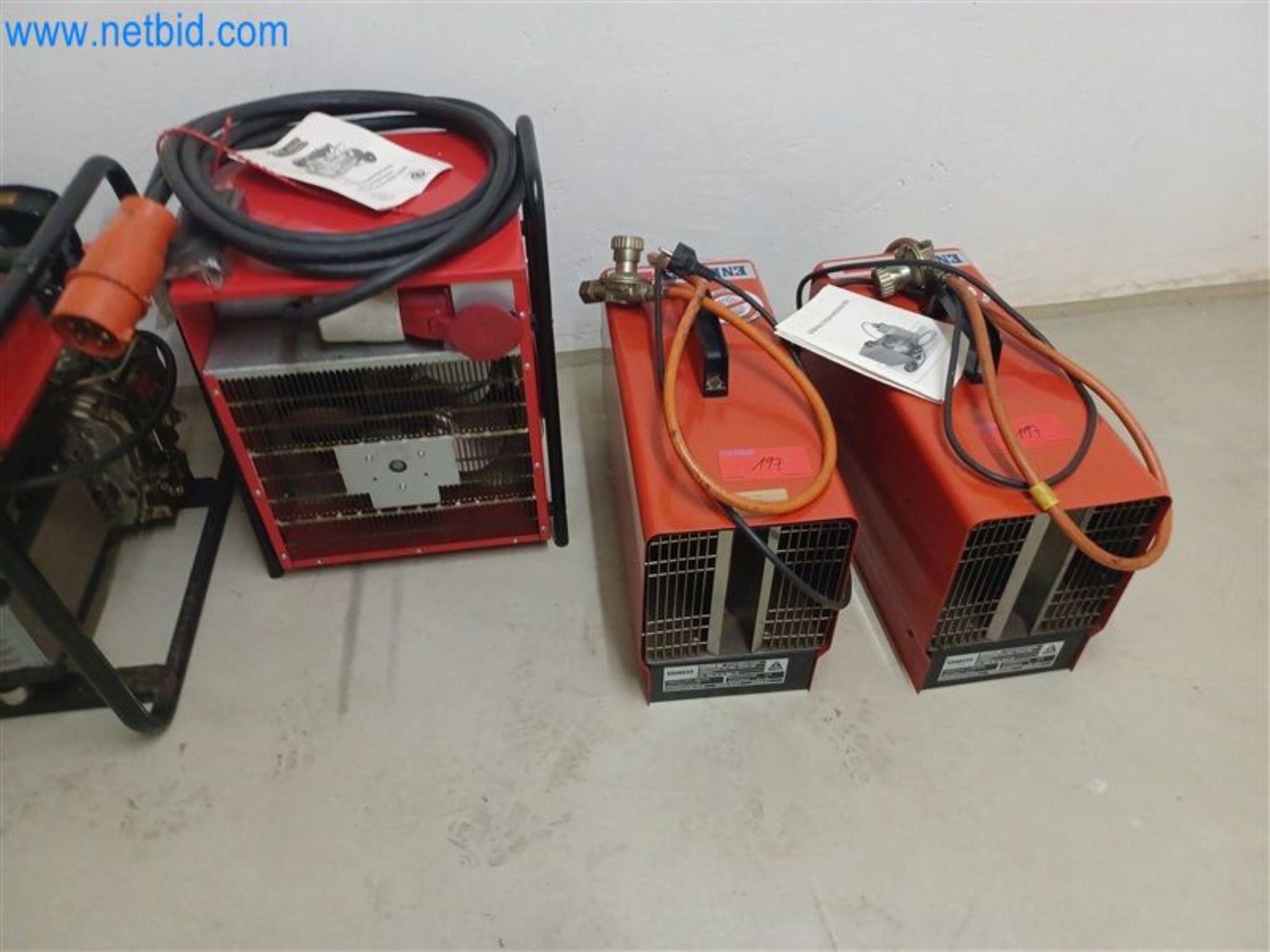 Metalworking machines: including machining centers with accessories-1