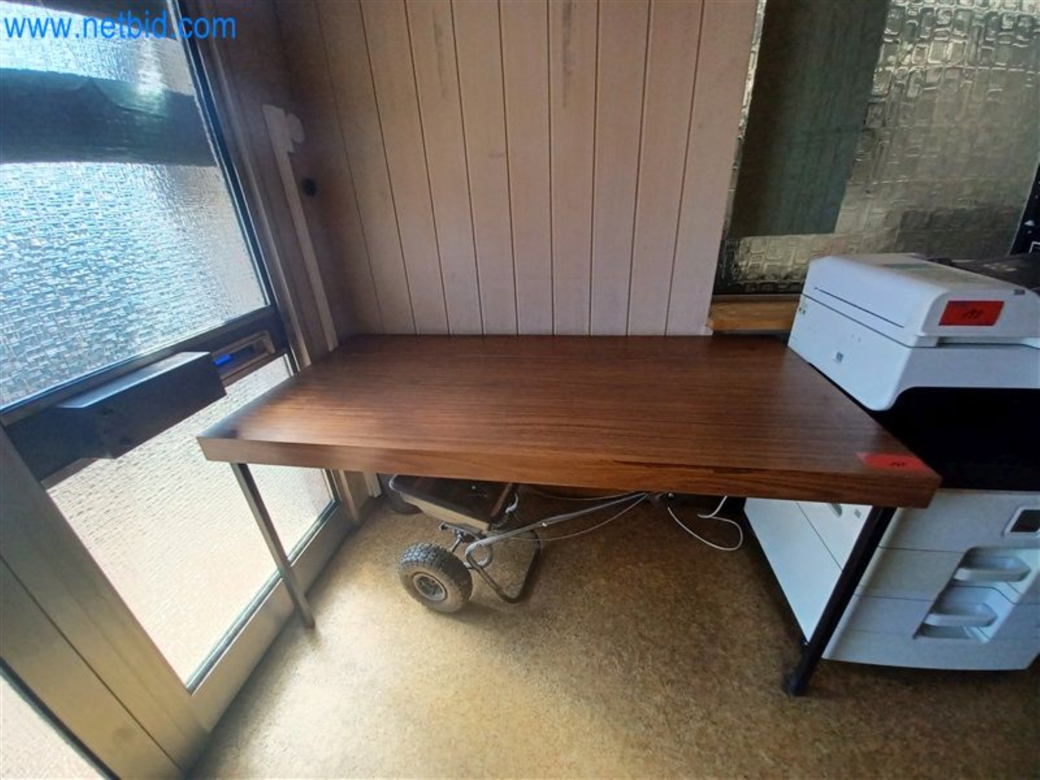 Kovoobráběcí stroje: včetně obráběcích center s příslušenstvím-4