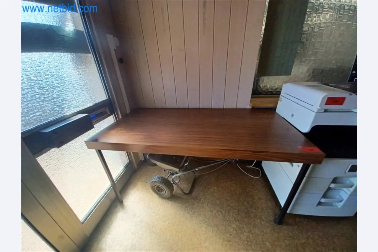 Machines pour le travail du métal : entre autres, centres d'usinage avec accessoires-4