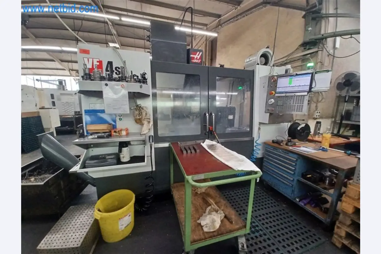 Metalworking machines: including machining centers with accessories-1