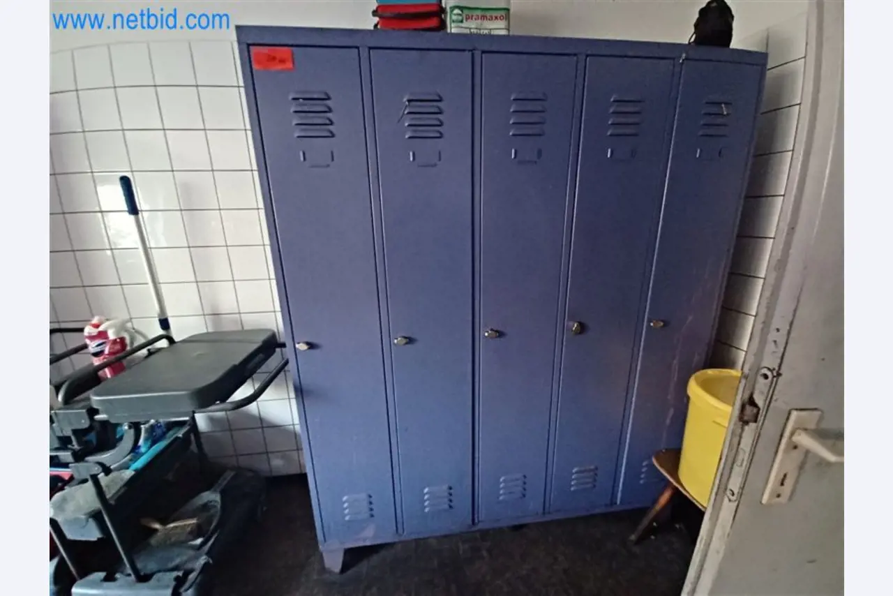 Máquinas para trabajar los metales: incluidos los centros de mecanizado con accesorios-1