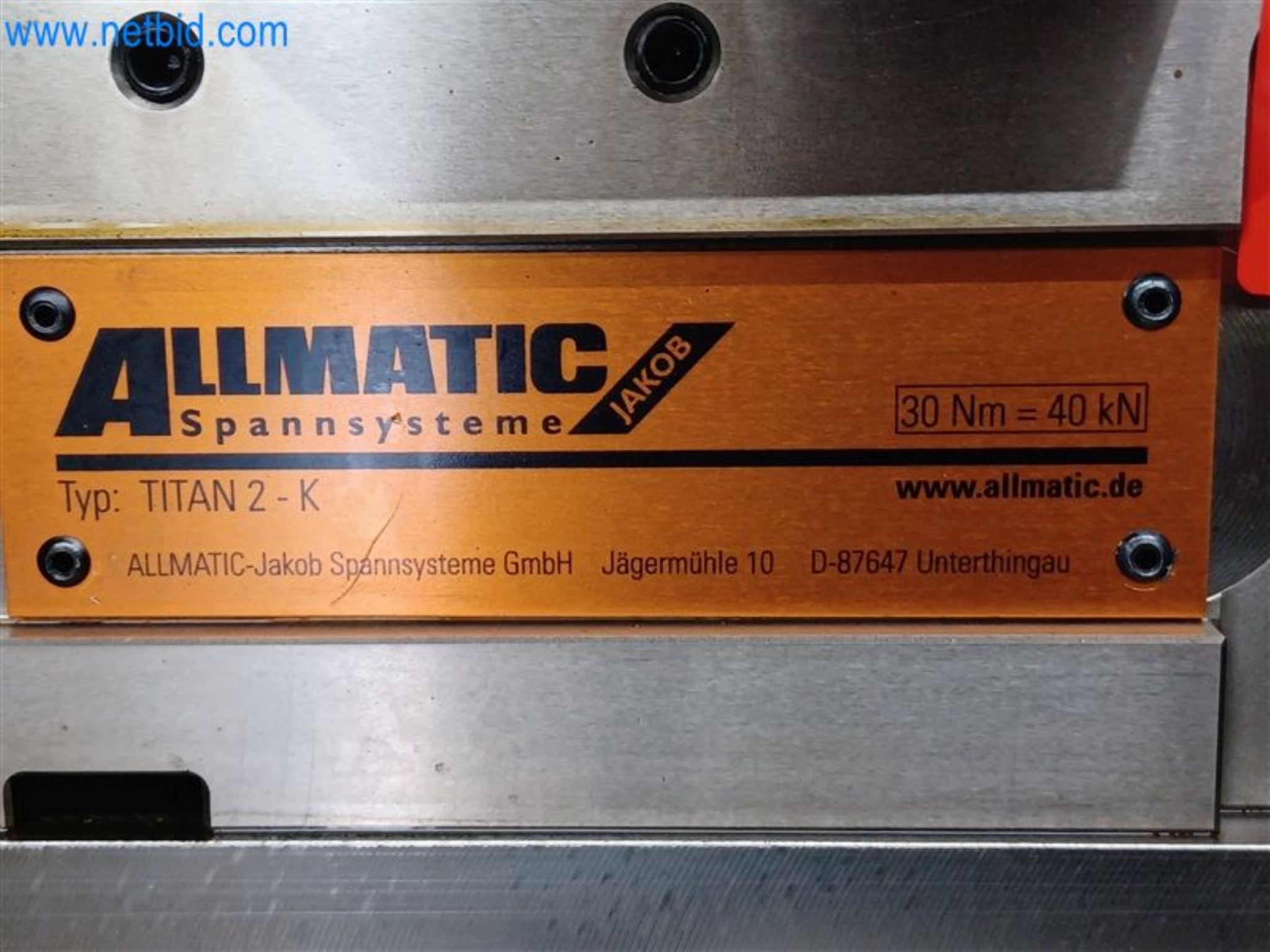 Metallverarbeitende Maschinen: u.a. Bearbeitungszentren mit Zubehör  -2