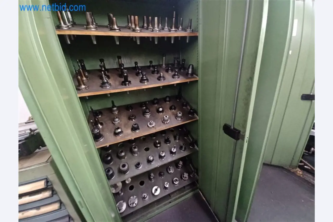 Máquinas para trabalhar metais: incluindo centros de maquinagem com acessórios-1