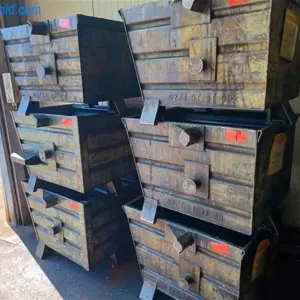 7 Cubo basculante para virutas