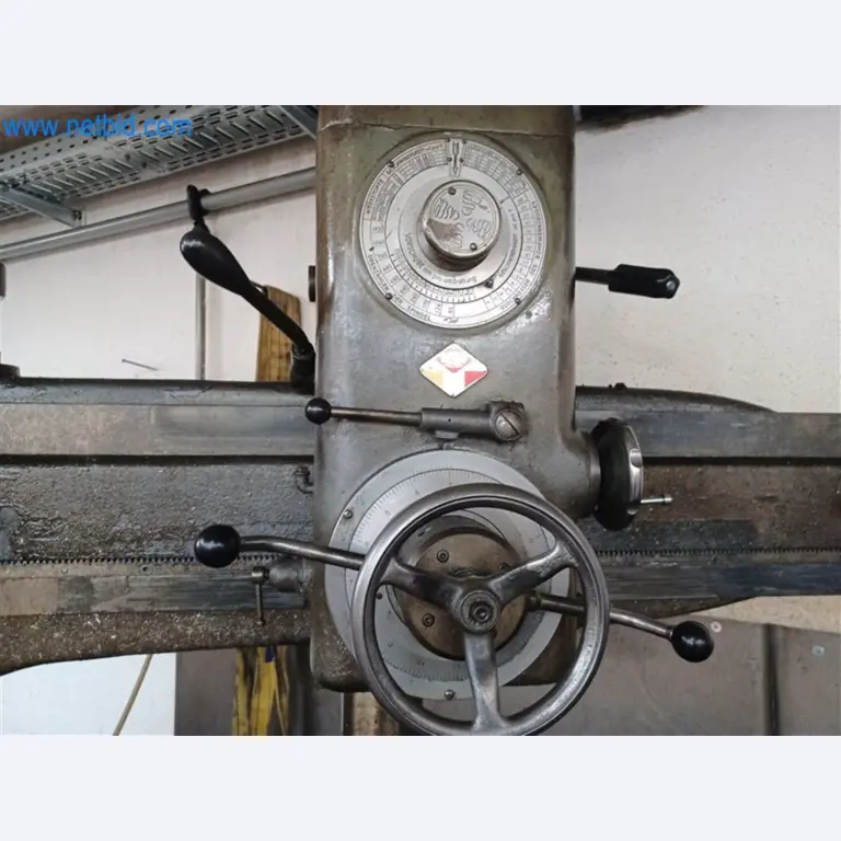 Metalworking machines: including machining centers with accessories-3