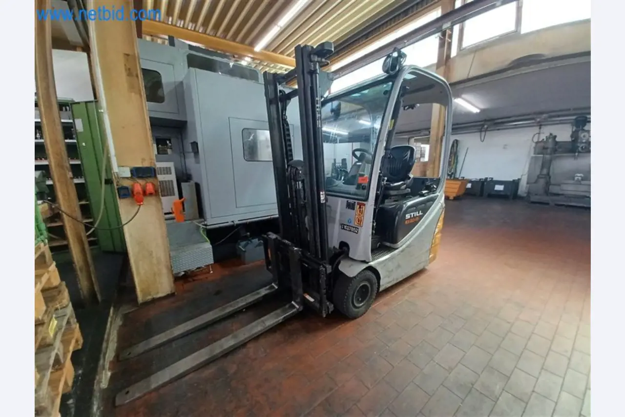 Metalworking machines: including machining centers with accessories-4