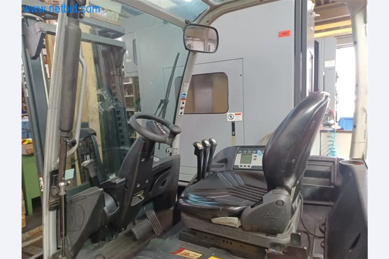 Metalworking machines: including machining centers with accessories-8