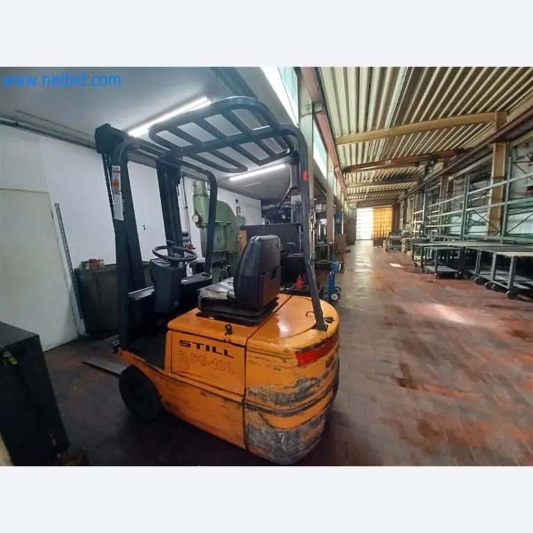 Metallverarbeitende Maschinen: u.a. Bearbeitungszentren mit Zubehör  -1