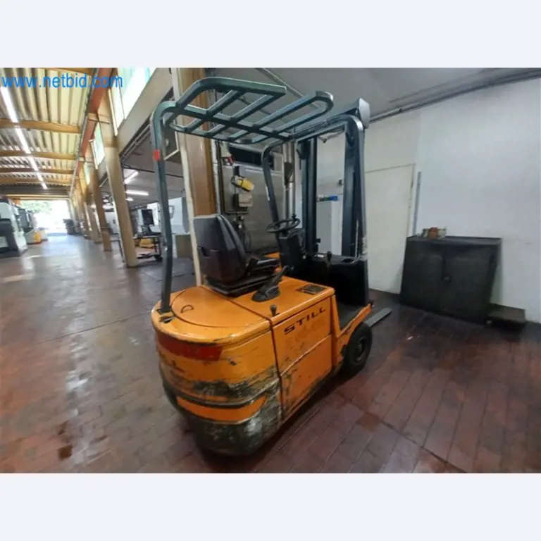 Metallverarbeitende Maschinen: u.a. Bearbeitungszentren mit Zubehör  -2