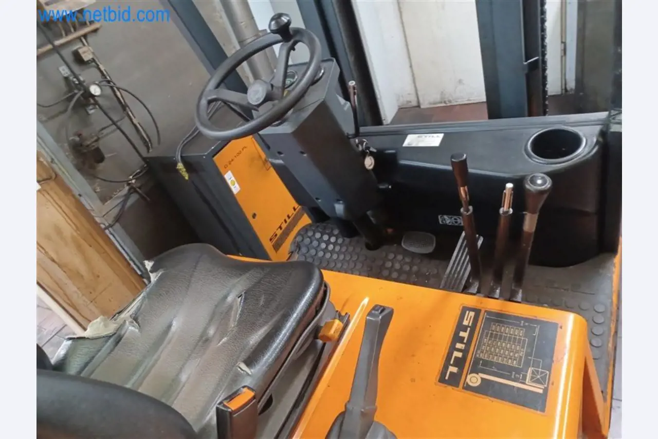 Metallverarbeitende Maschinen: u.a. Bearbeitungszentren mit Zubehör  -4