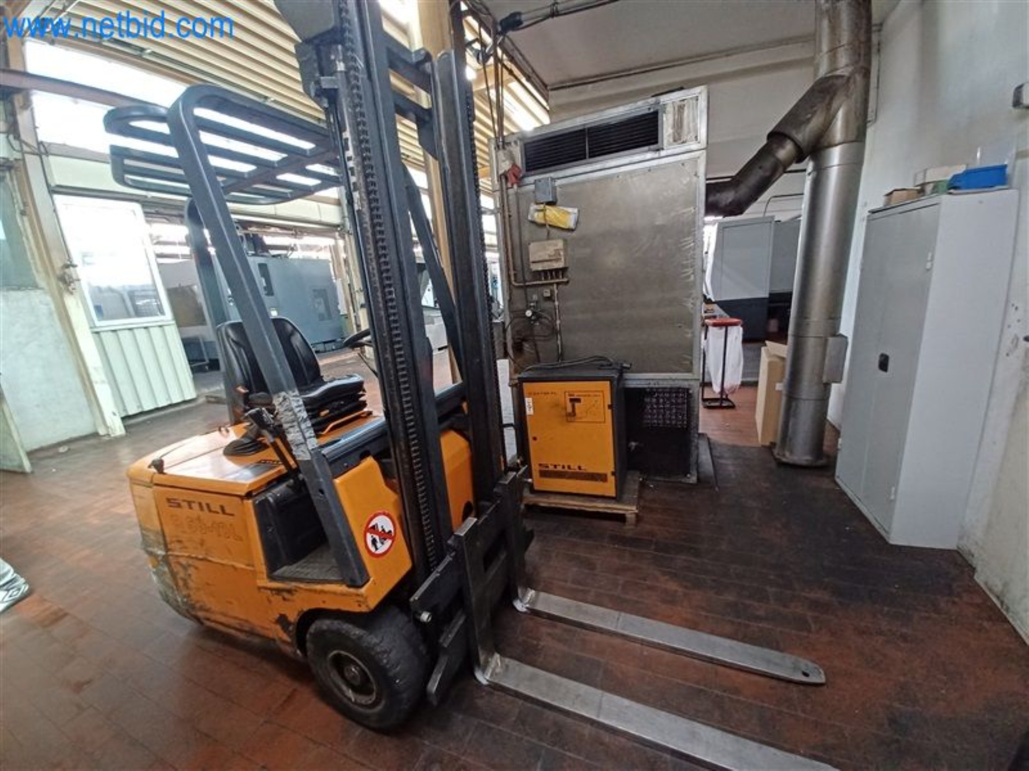 Máquinas para trabajar los metales: incluidos los centros de mecanizado con accesorios-5