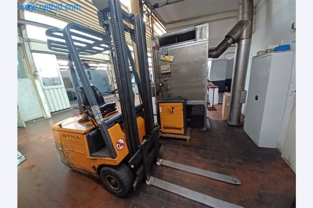 Metallverarbeitende Maschinen: u.a. Bearbeitungszentren mit Zubehör  -5