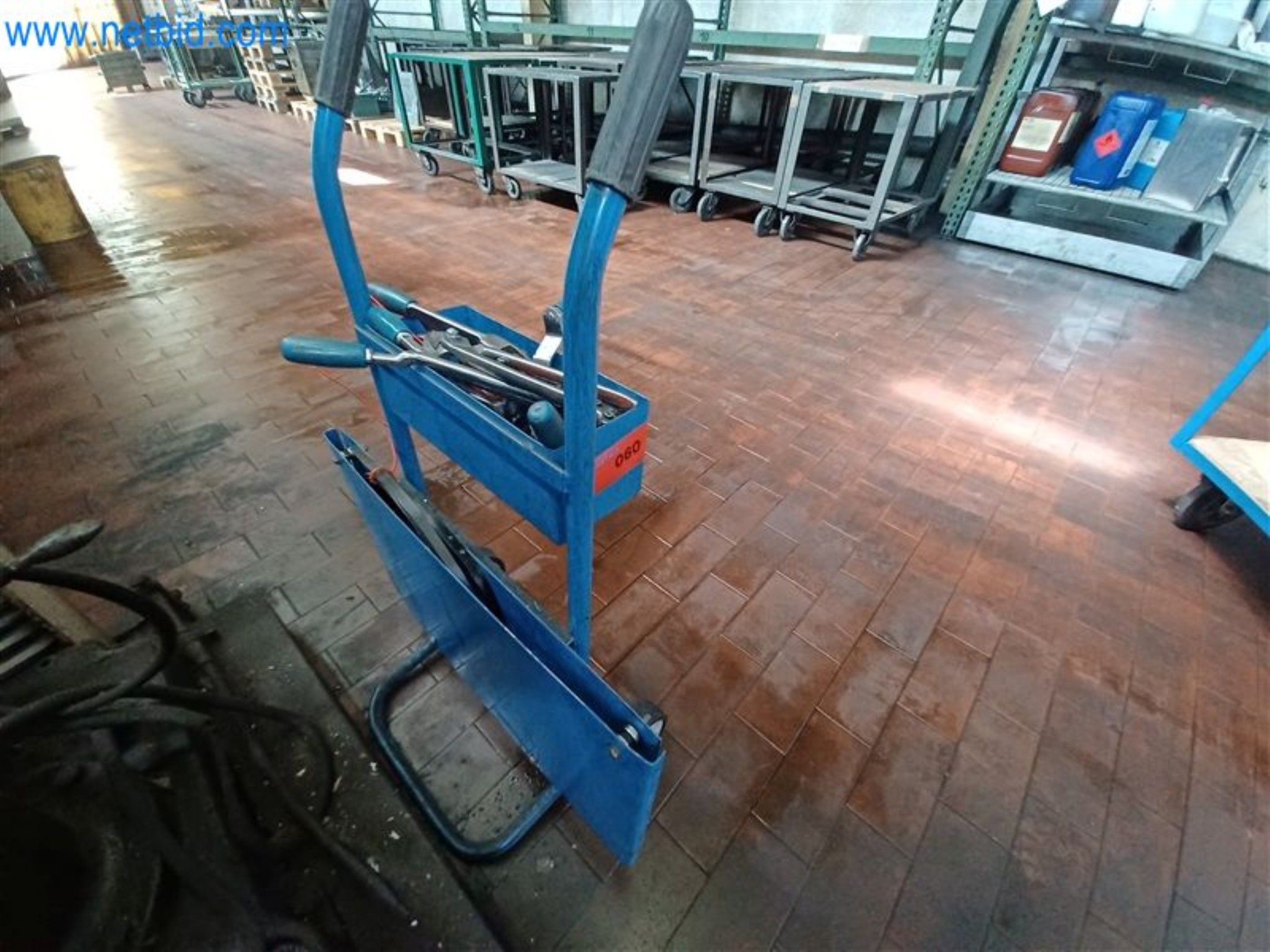 Kovoobráběcí stroje: včetně obráběcích center s příslušenstvím-3