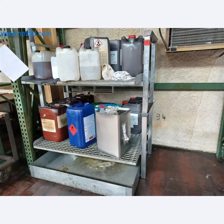 Metallverarbeitende Maschinen: u.a. Bearbeitungszentren mit Zubehör  -1