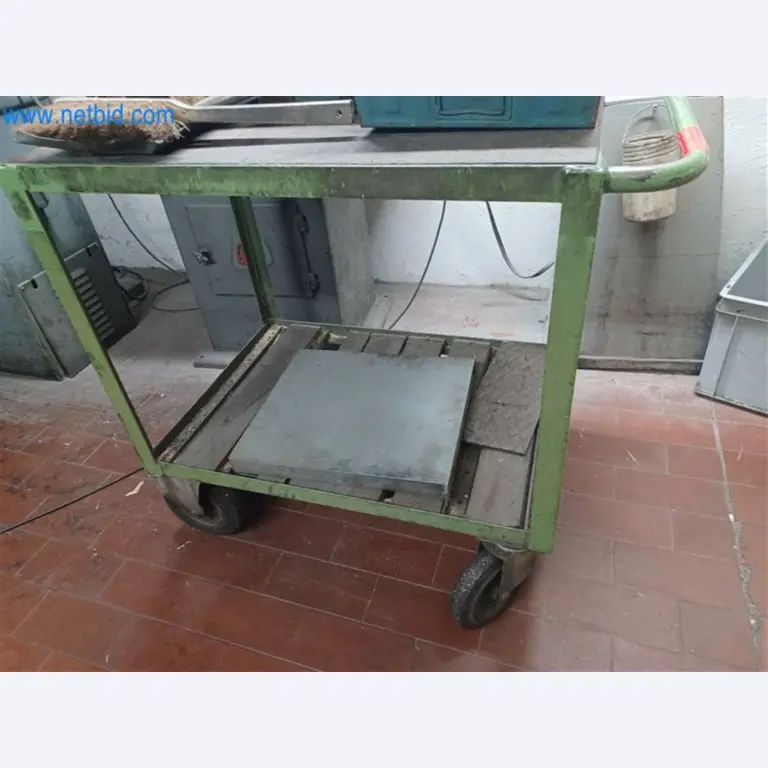 Metallverarbeitende Maschinen: u.a. Bearbeitungszentren mit Zubehör  -4