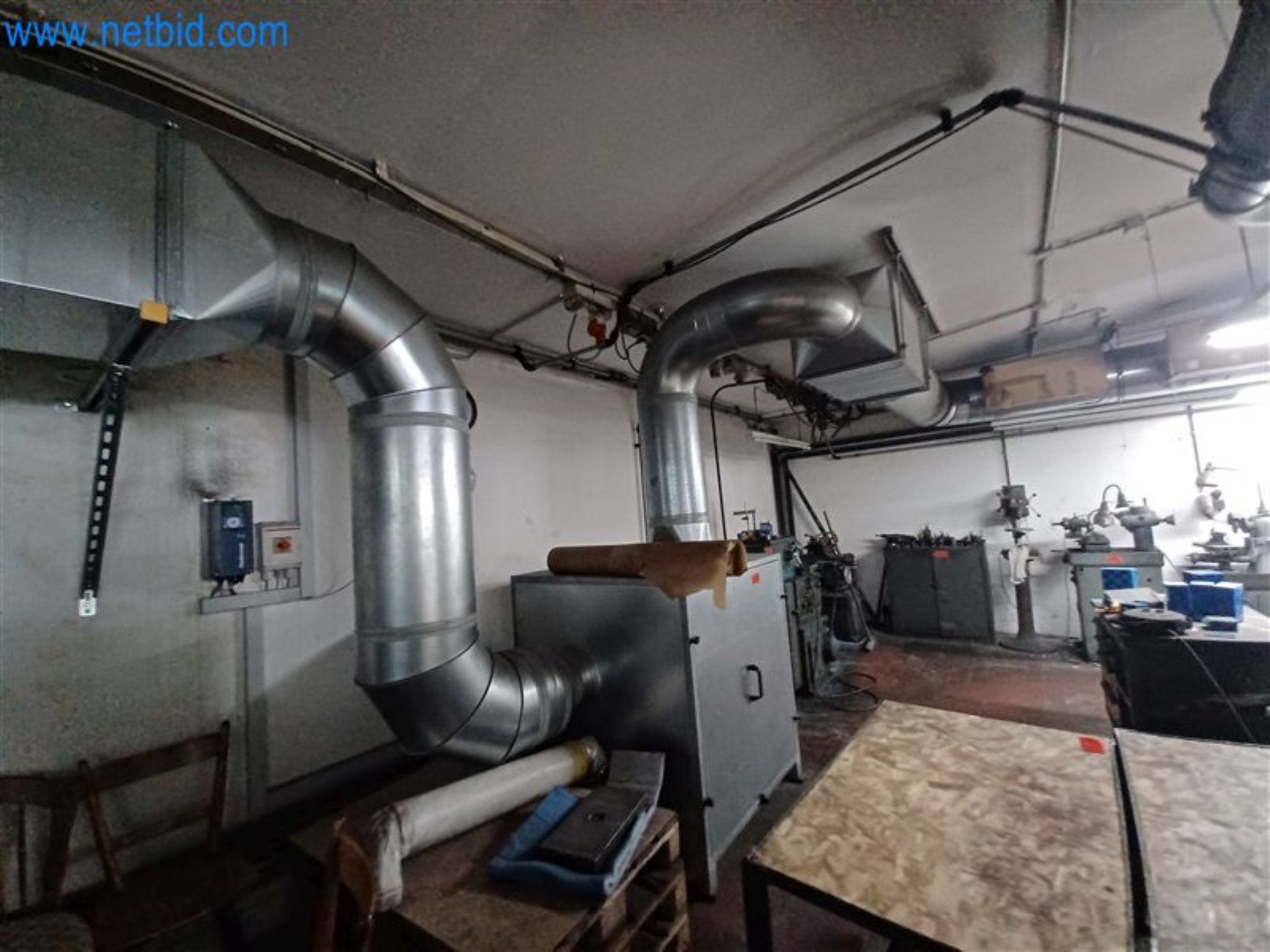 Metalworking machines: including machining centers with accessories-1