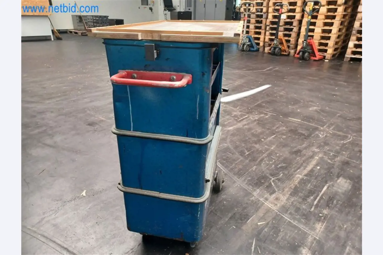 Metalworking machines: including machining centers with accessories-2