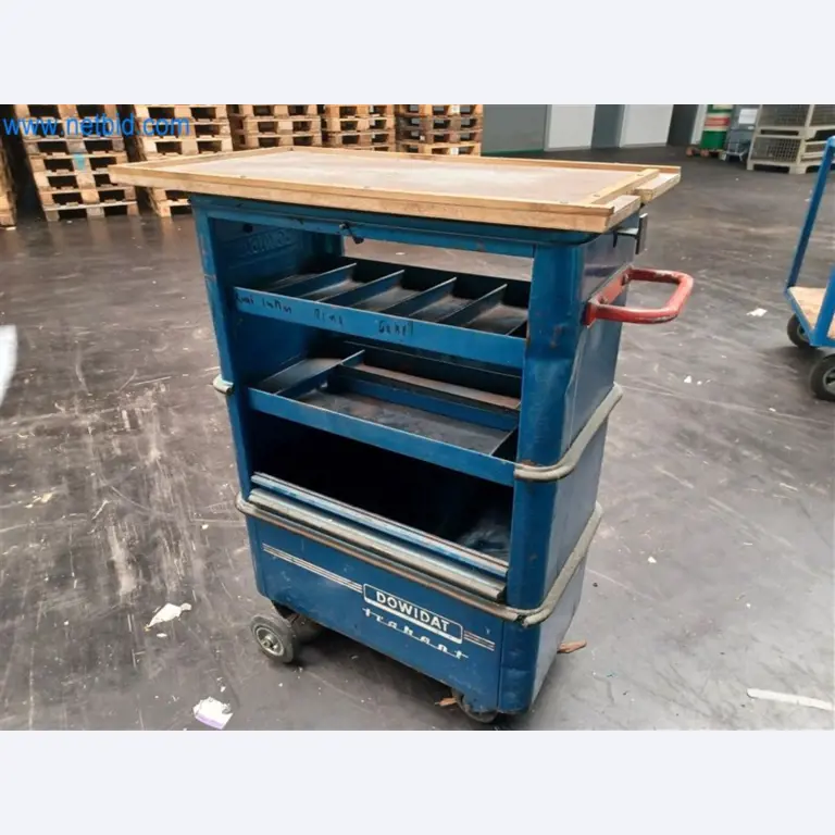 Metalworking machines: including machining centers with accessories-3