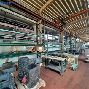 4 Heavy-duty pallet racking