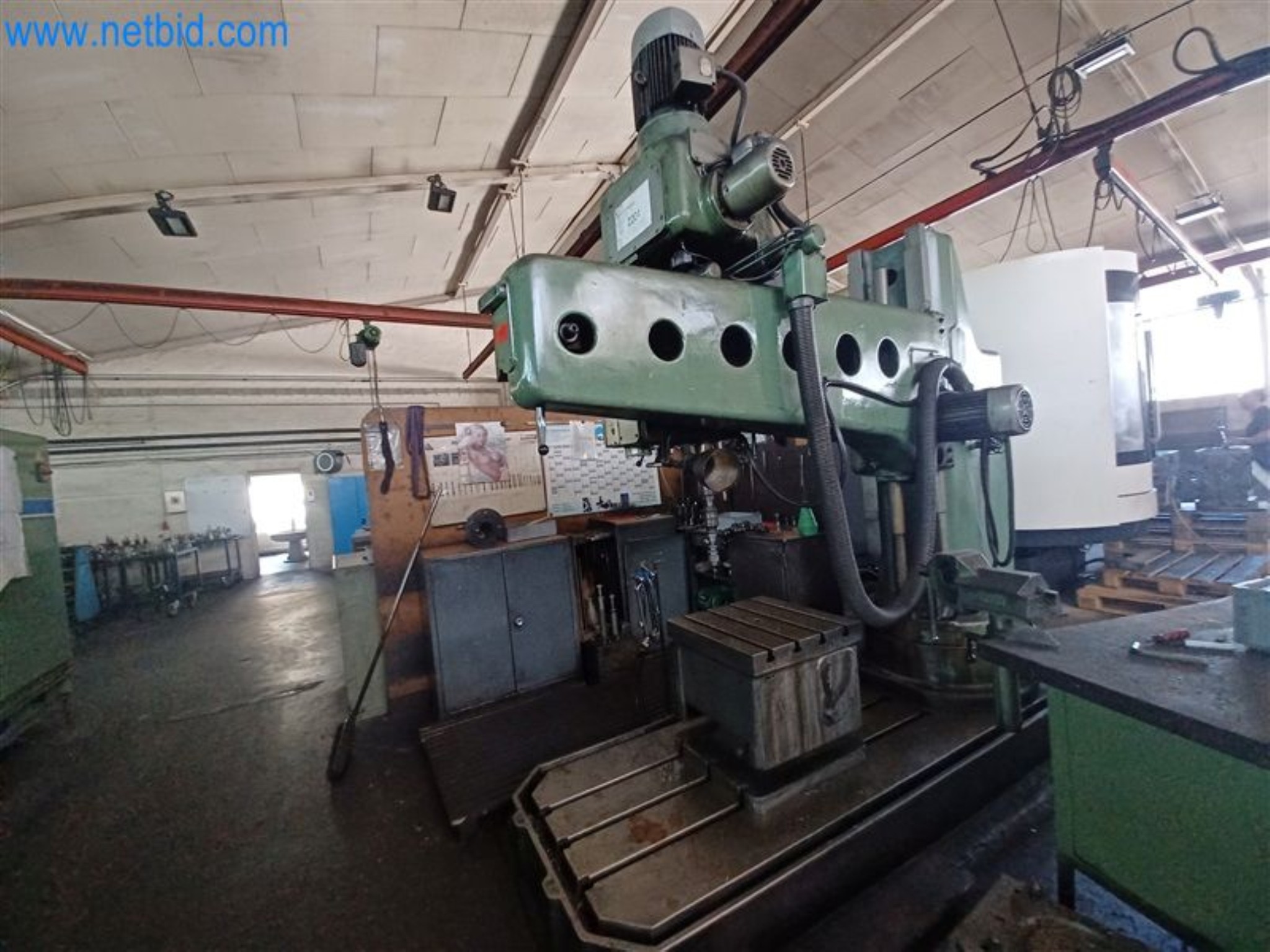 Metalworking machines: including machining centers with accessories-1