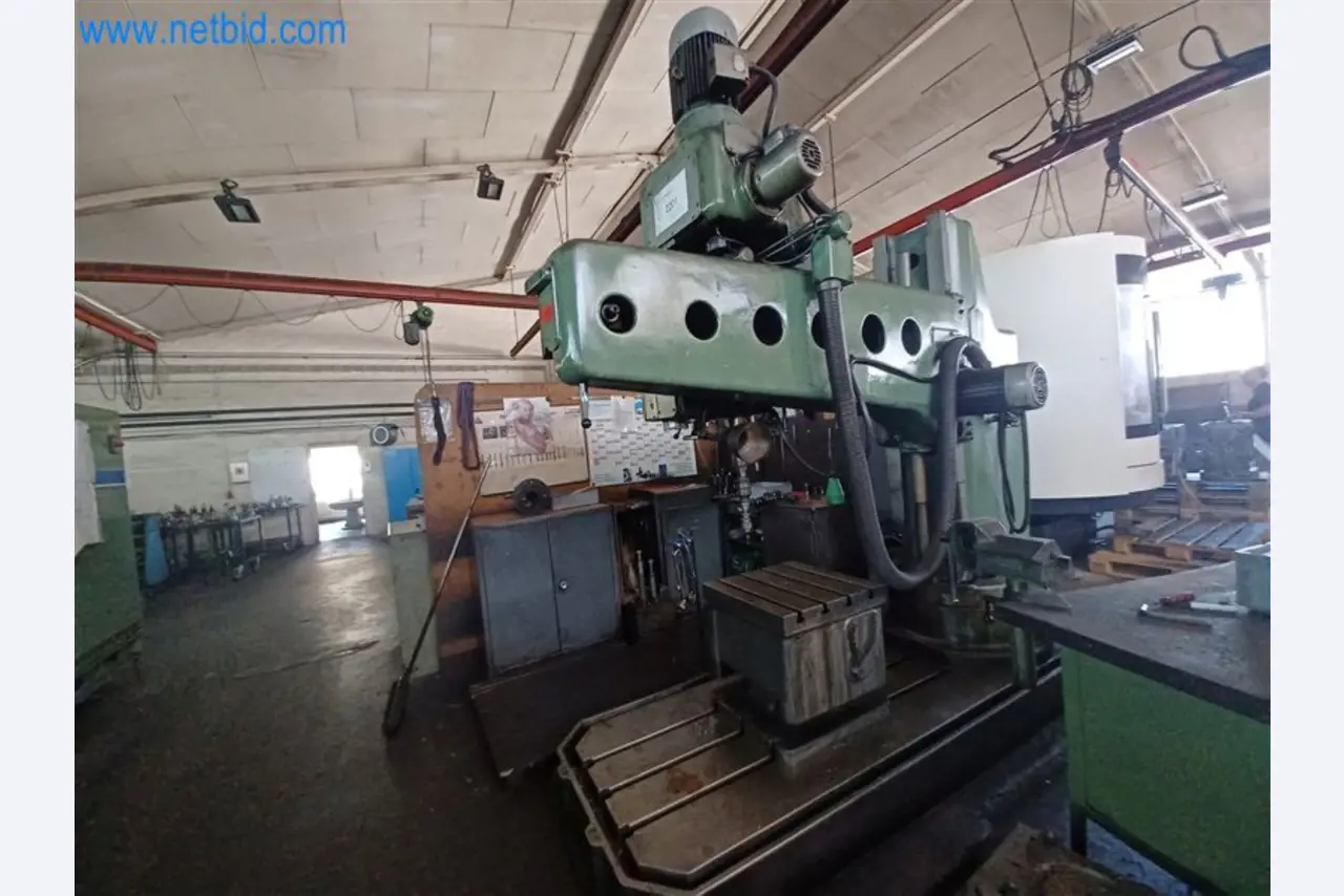 Metalworking machines: including machining centers with accessories-1