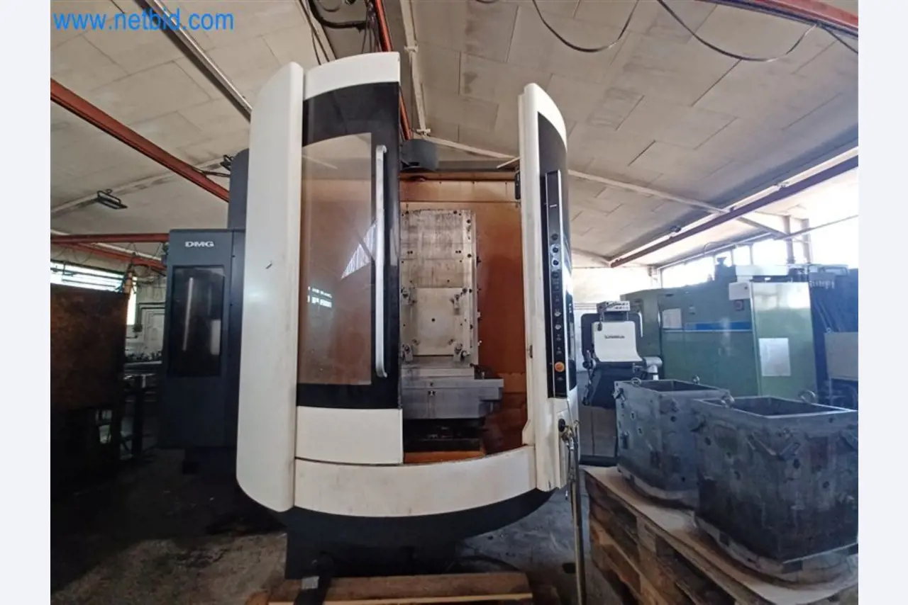 Metalworking machines: including machining centers with accessories-3
