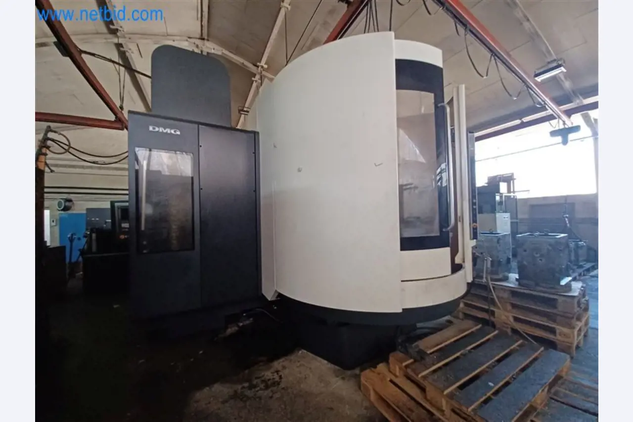 Metalworking machines: including machining centers with accessories-4