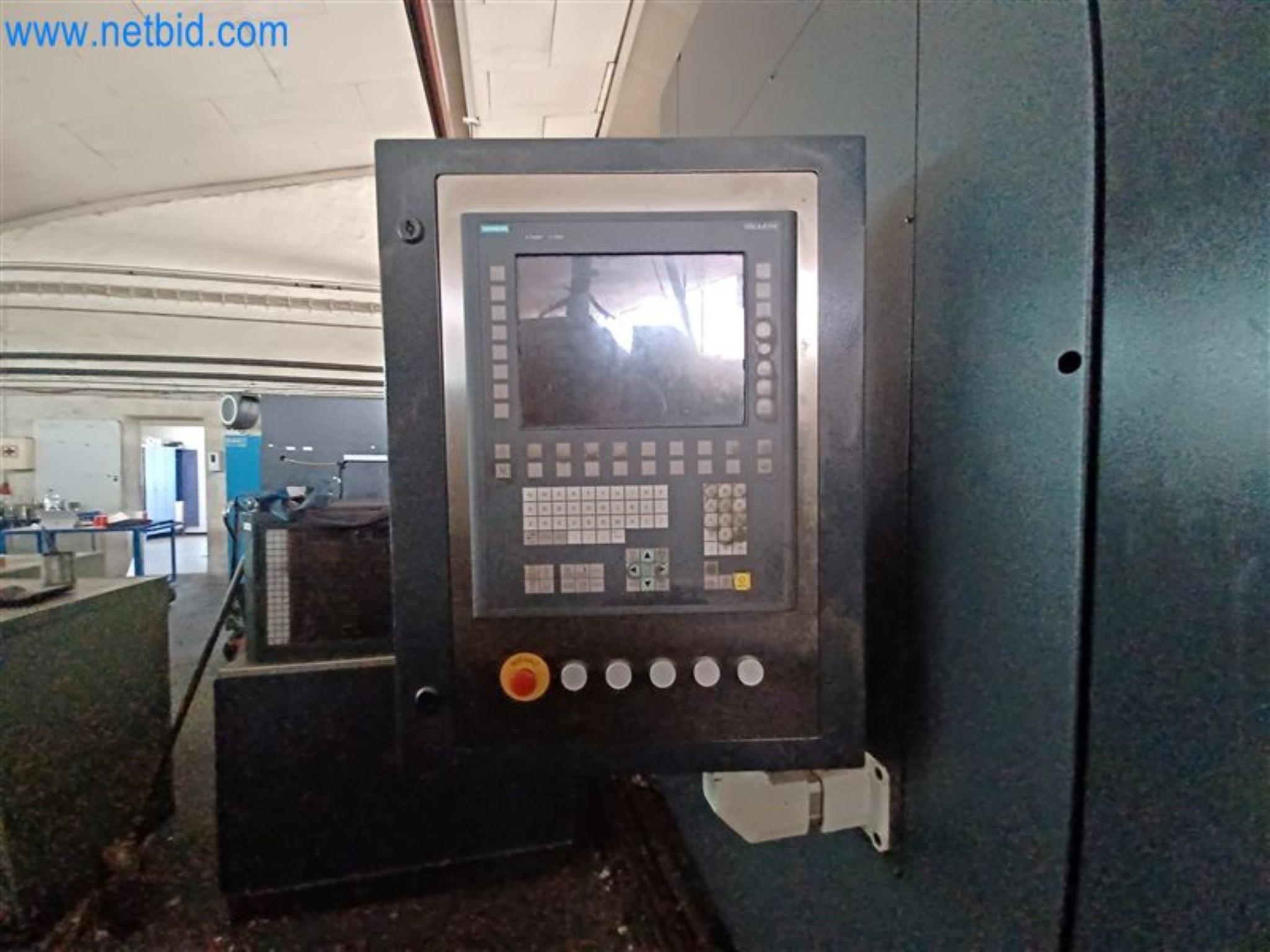 Metalworking machines: including machining centers with accessories-8