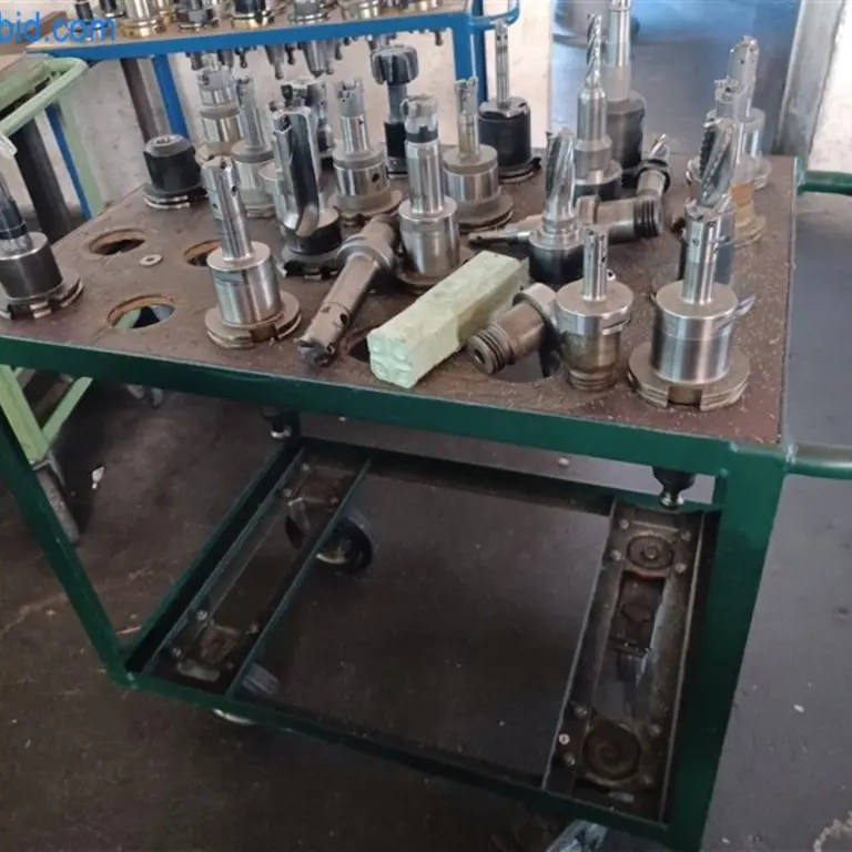 Floor tooling
