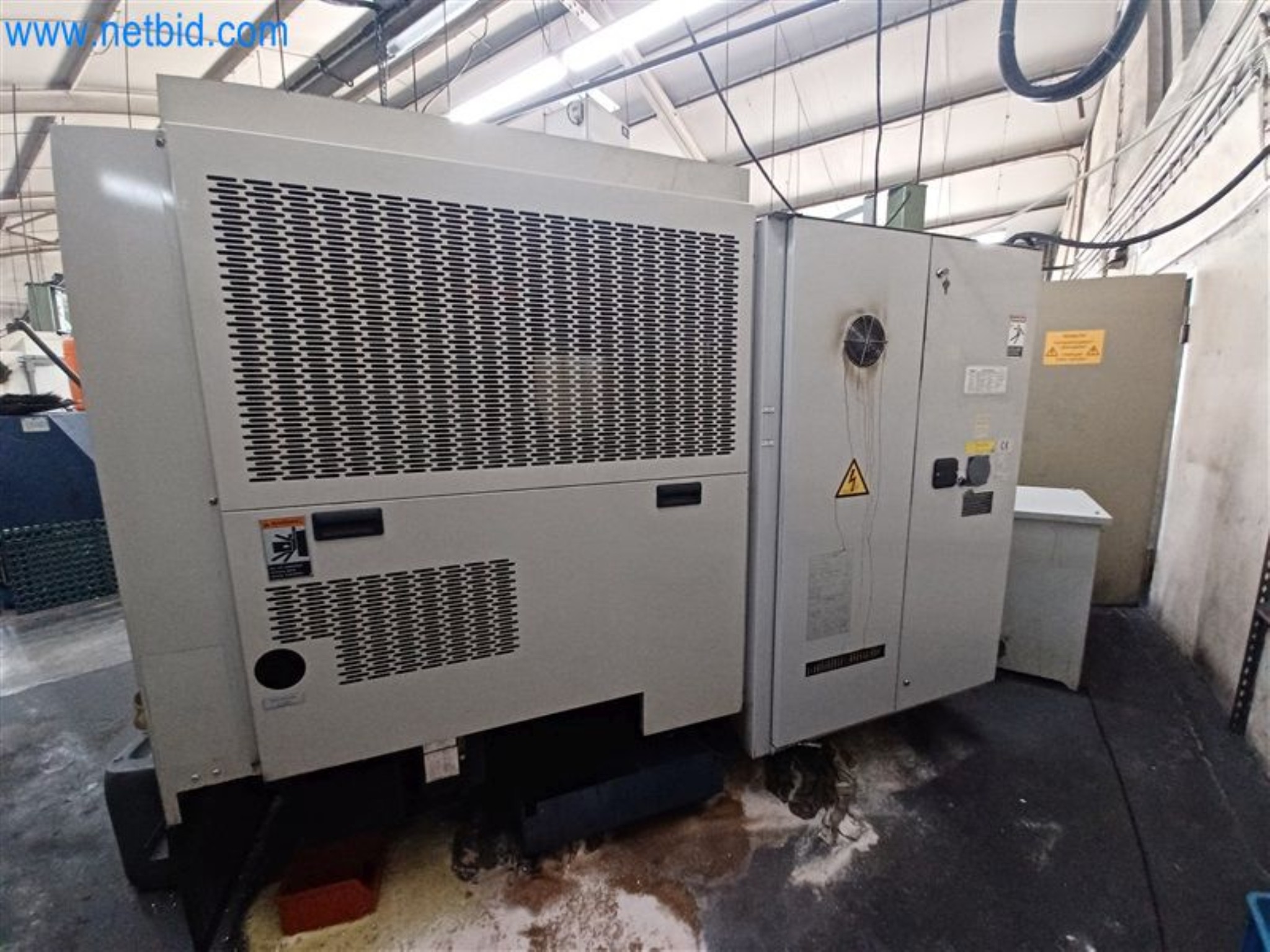 Máquinas para trabajar los metales: incluidos los centros de mecanizado con accesorios-5