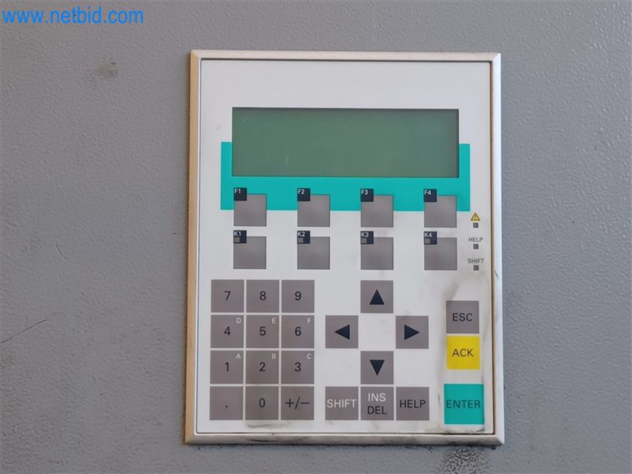 Máquinas para trabajar los metales: incluidos los centros de mecanizado con accesorios-6