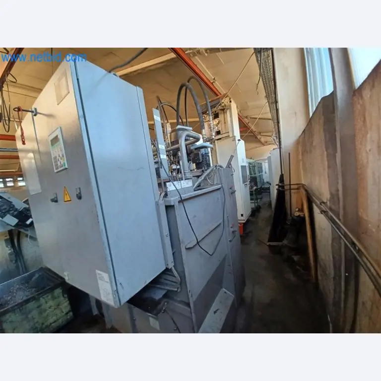 Kovoobráběcí stroje: včetně obráběcích center s příslušenstvím-8