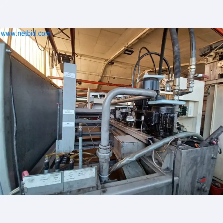 Kovoobráběcí stroje: včetně obráběcích center s příslušenstvím-9