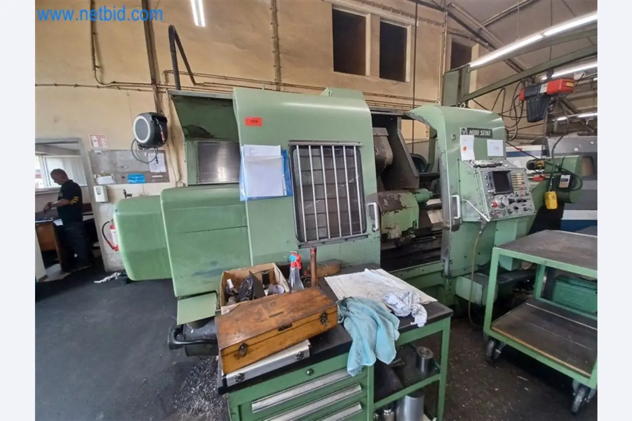 Metalworking machines: including machining centers with accessories-1