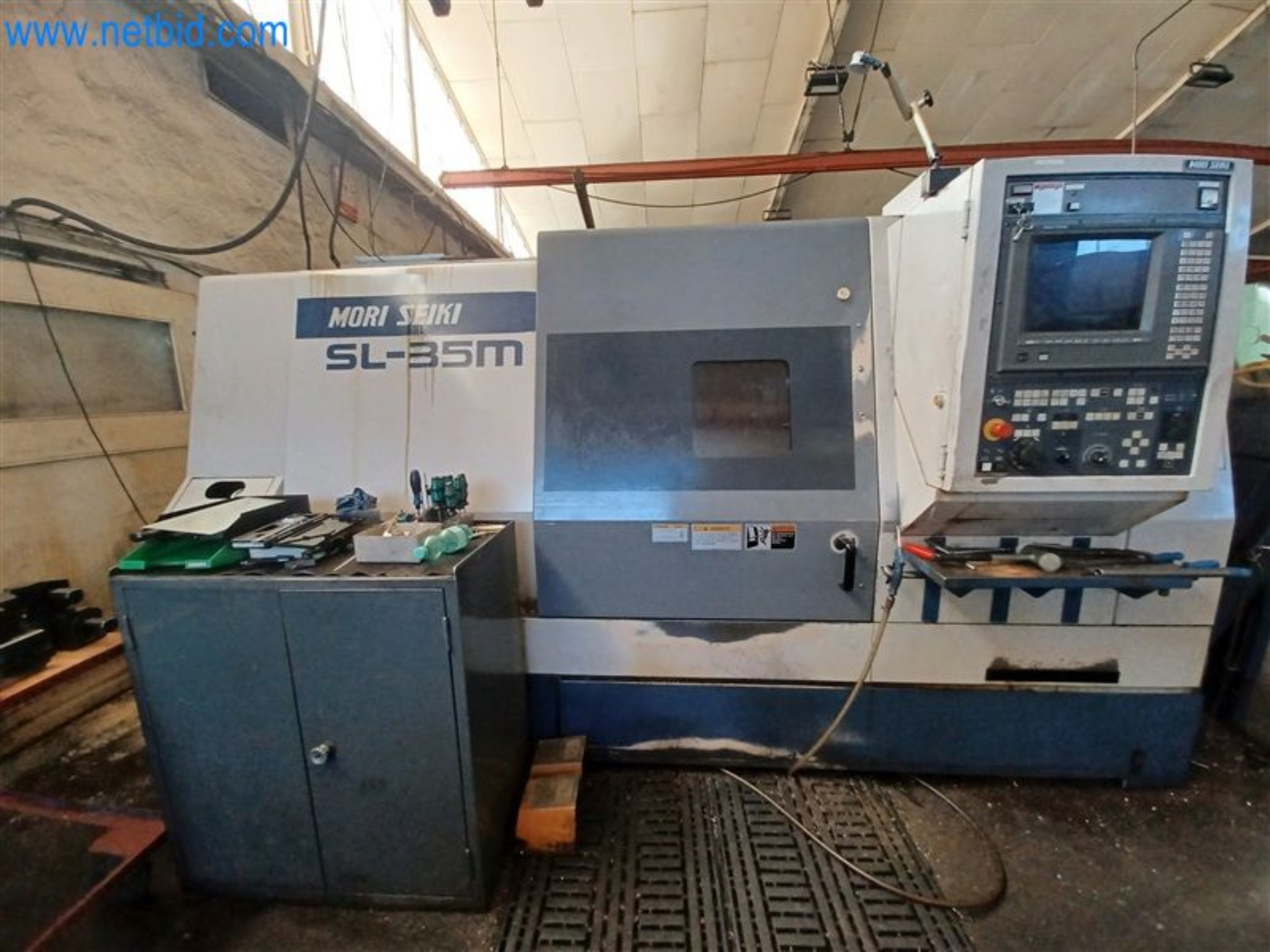 Máquinas para trabajar los metales: incluidos los centros de mecanizado con accesorios-3