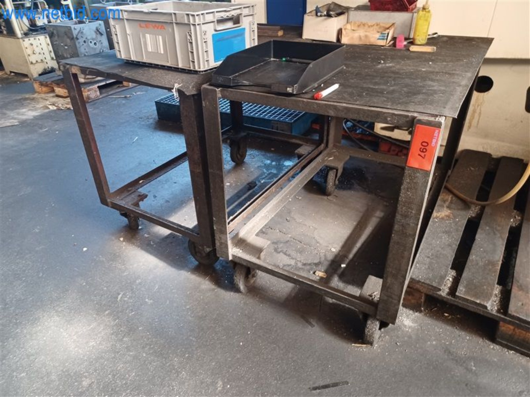 Metalworking machines: including machining centers with accessories-1